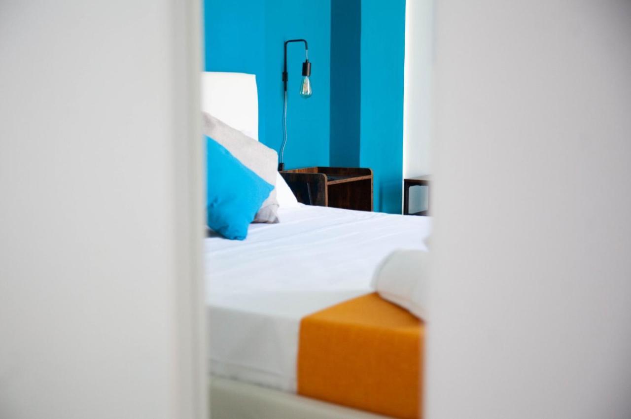 Track 60 - Private Rooms Garibaldi Napoli Bagian luar foto
