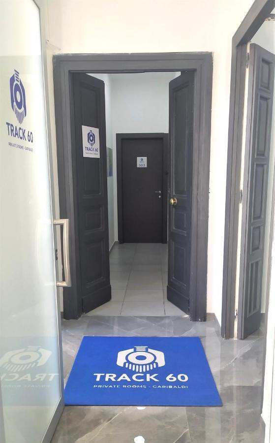 Track 60 - Private Rooms Garibaldi Napoli Bagian luar foto