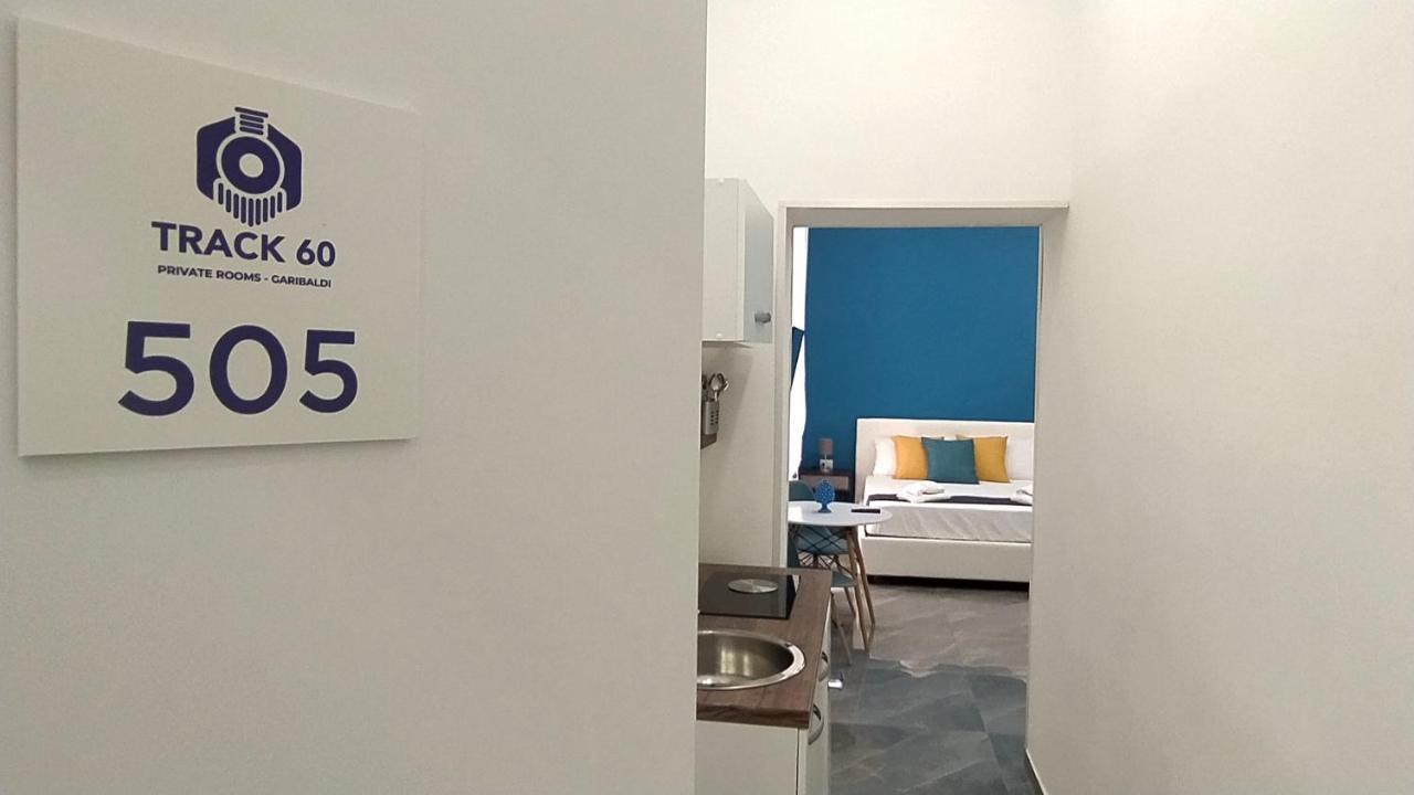 Track 60 - Private Rooms Garibaldi Napoli Bagian luar foto