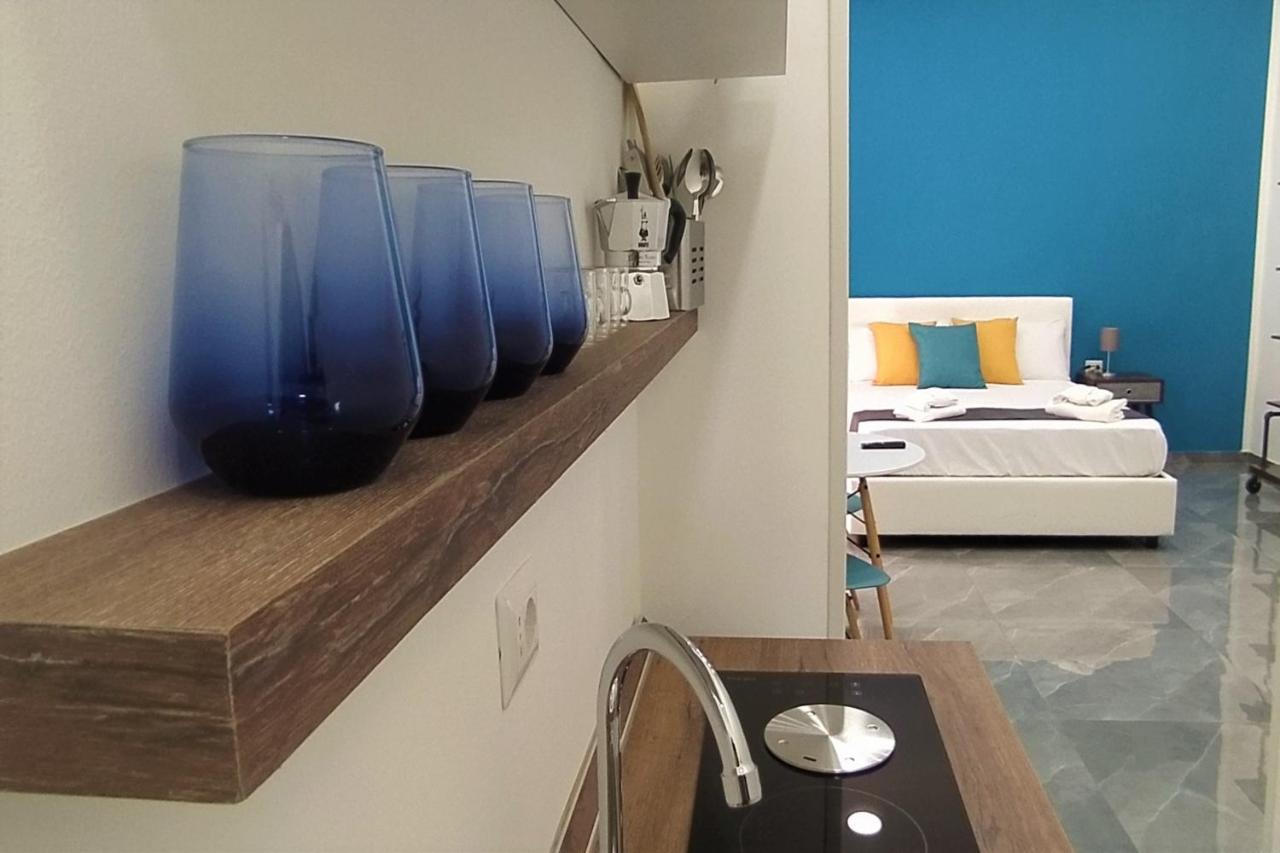 Track 60 - Private Rooms Garibaldi Napoli Bagian luar foto